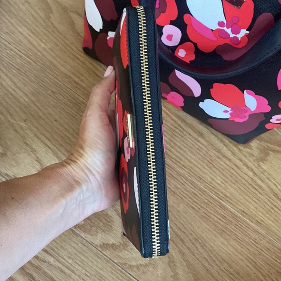 NWOT Kate Spade Small Tote and Wallet - Picture 12 of 14